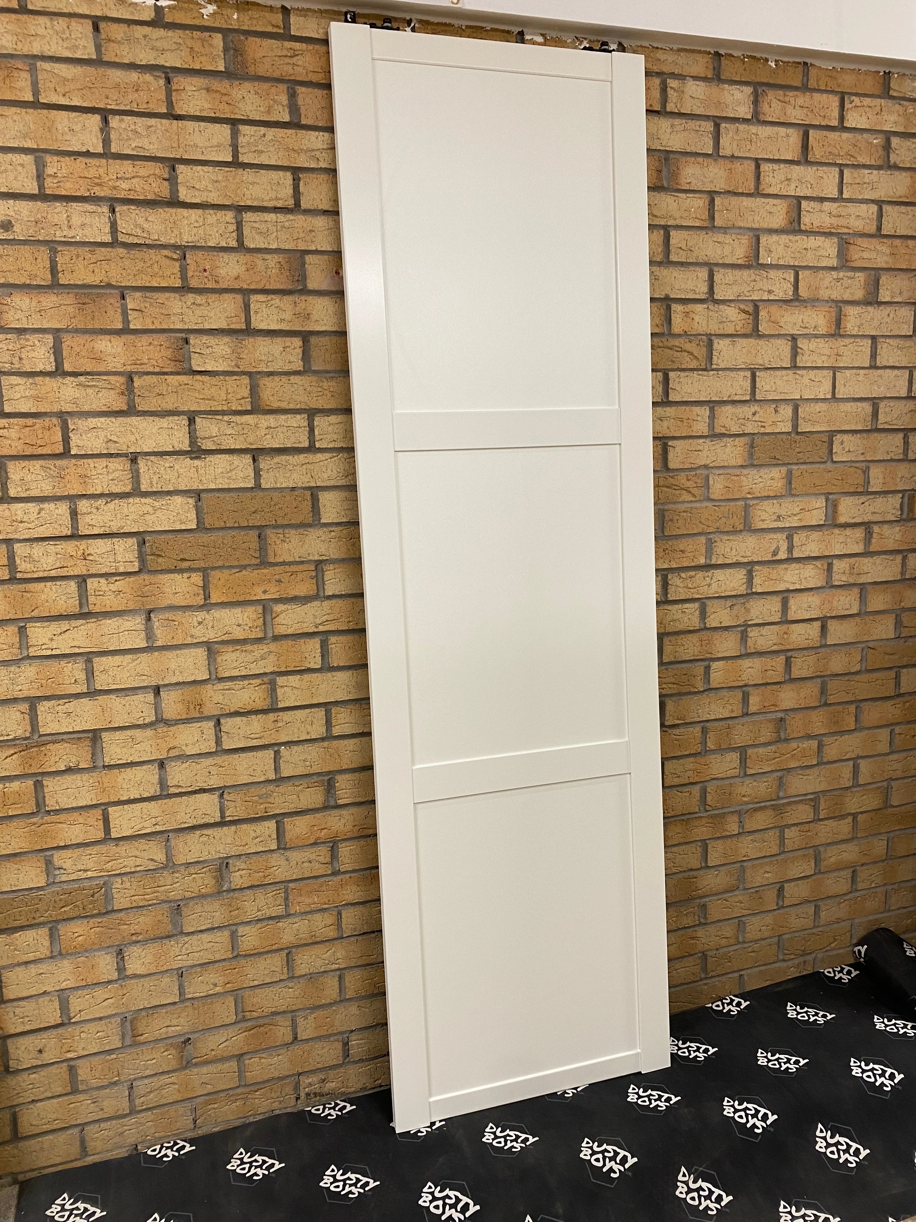 Shaker Cashmere Wood 4 Door Sliding Wardrobe Doors - Image 4